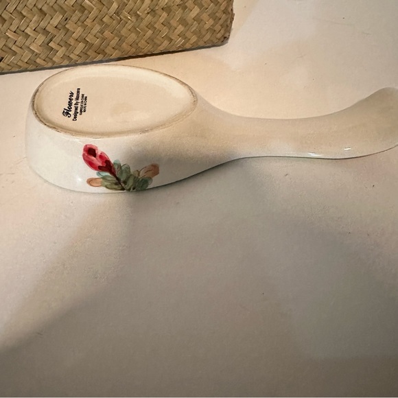 Such a pretty spoon rest!! - Picture 4 of 7